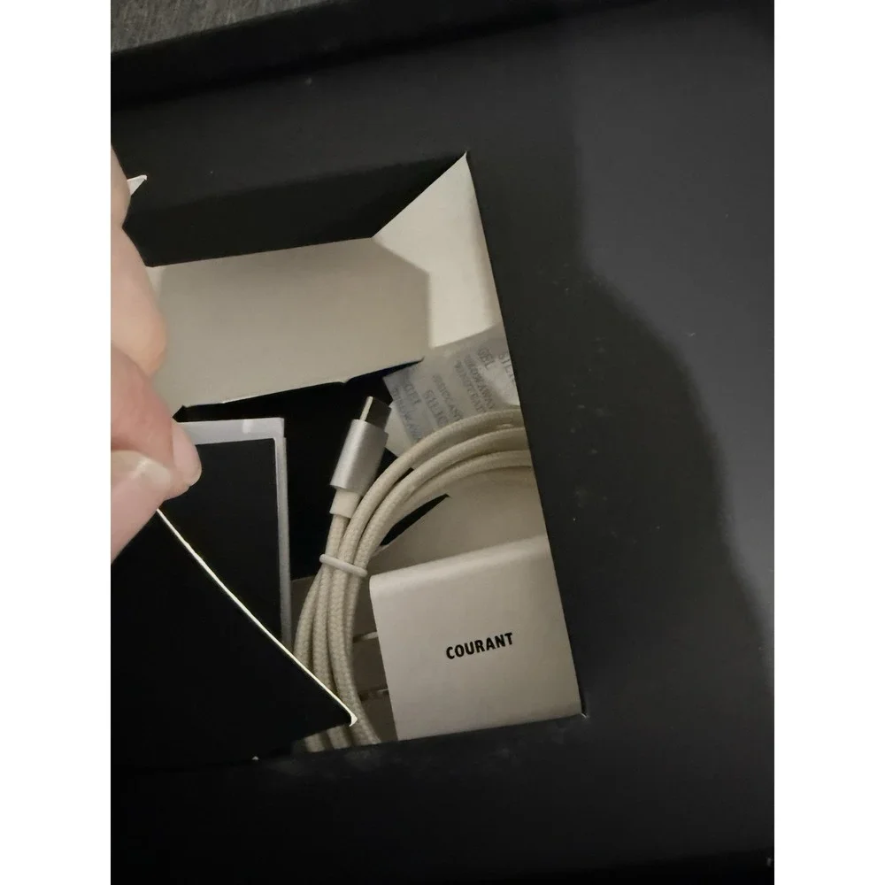 *NEW IN BOX* Courant Essentials Catch: 3 Wireless Charging Accessory Tray